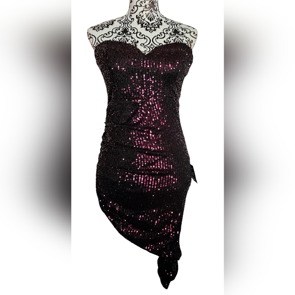 Lulus Purple Sequin Ruched Bodycon Strapless Mini Dress w/Asymmetric Hemline